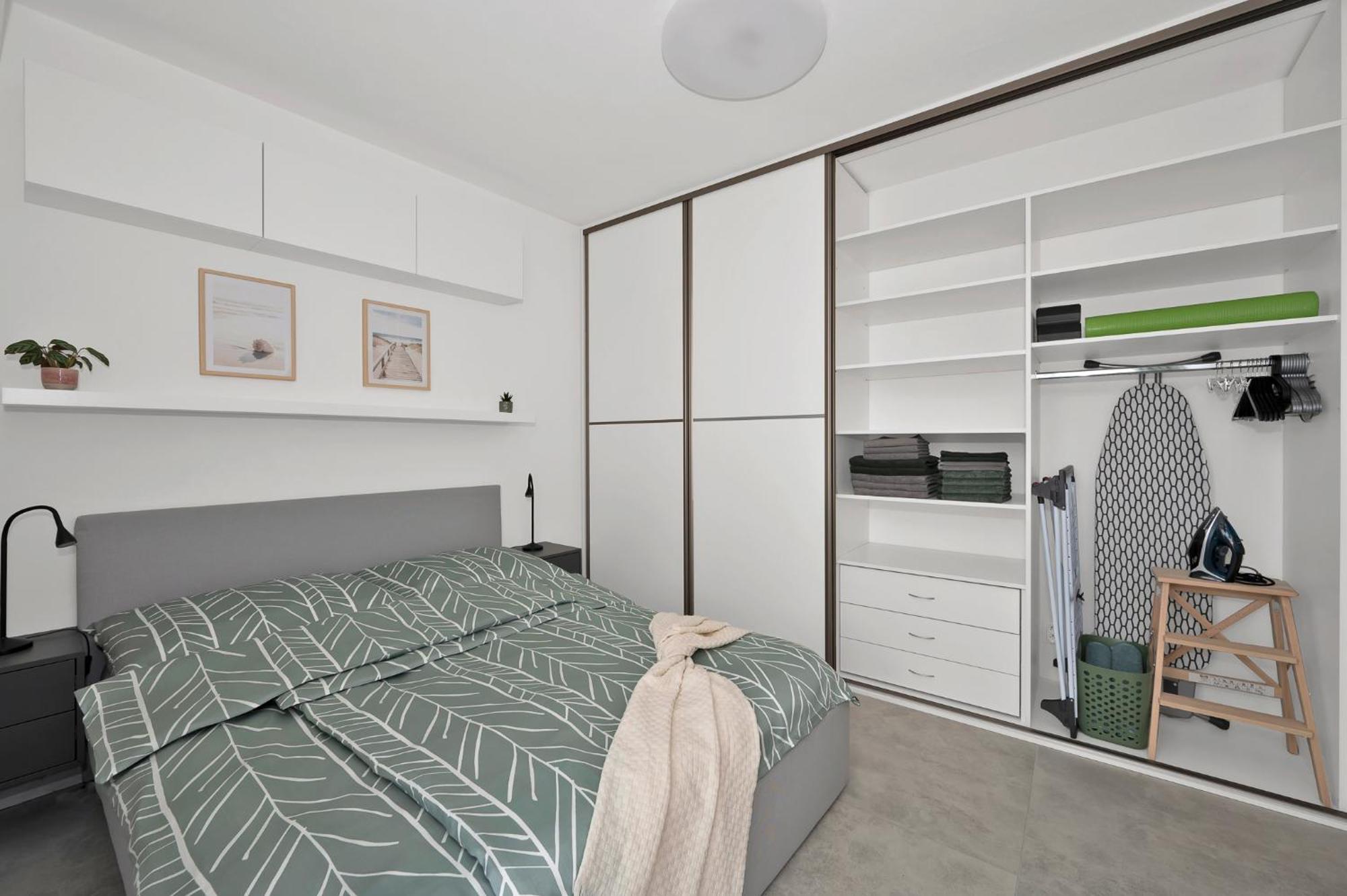 Fully Equipped Apartments With Terraces, Free Garage Parking, Netflix & Ac - By Apartmany Slapanice Cz Exterior foto