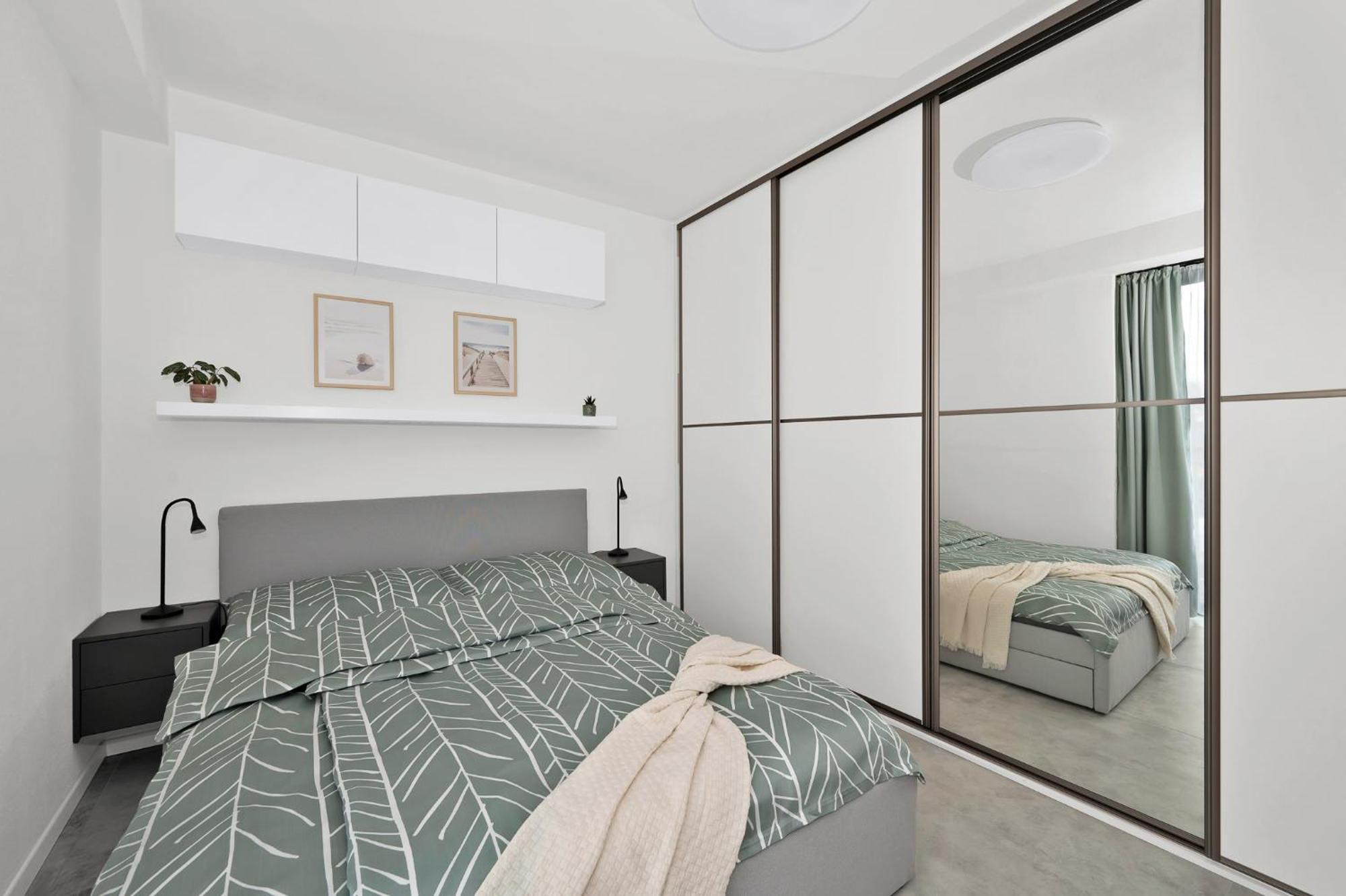Fully Equipped Apartments With Terraces, Free Garage Parking, Netflix & Ac - By Apartmany Slapanice Cz Exterior foto